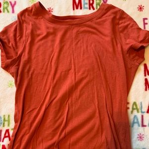 Missing reddish shirt